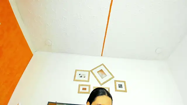 Alison Chan  online show from July 2026 09:21:02 PM