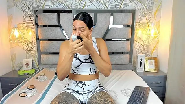 Alison Chan  online show from February 2026 02:28:01 PM