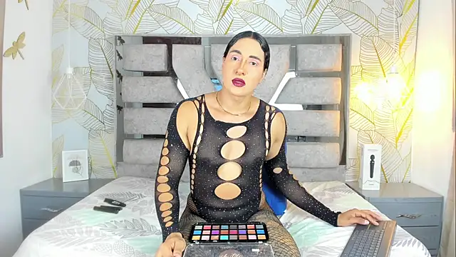 Alison Chan  online show from May 2026 09:47:02 PM