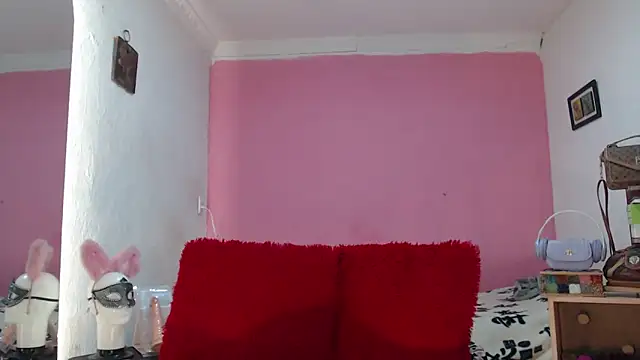 emmily lee online show from October 2025 06:26:02 AM