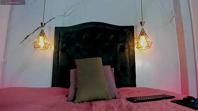 Snapshot of annyvans chatting on November 2025 09:25:01 PM annyvans online show from November 2025 09:25:01 PM