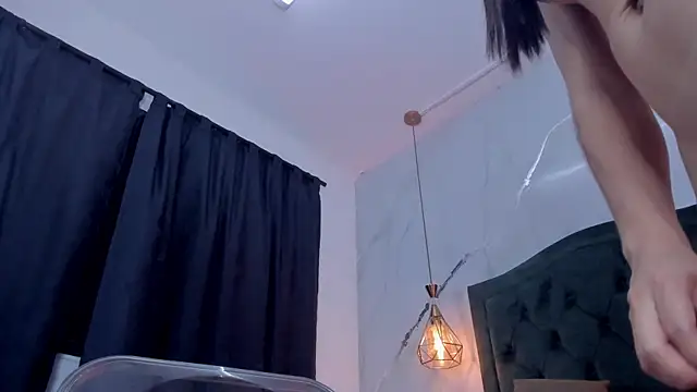 Snapshot of annyvans chatting on December 2025 08:58:01 PM annyvans online show from December 2025 08:58:01 PM