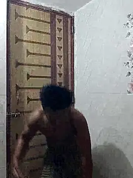 Snapshot of HunkyAriyan chatting on February 2025 03:53:01 PM HunkyAriyan online show from February 2025 03:53:01 PM