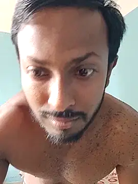 Snapshot of HunkyAriyan chatting on February 2025 05:29:02 AM HunkyAriyan online show from February 2025 05:29:02 AM