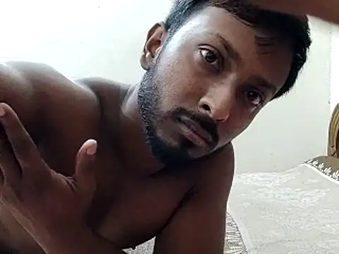 HunkyAriyan online show from May 2026 06:23:01 AM