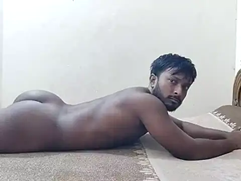 HunkyAriyan online show from May 2026 09:32:01 PM