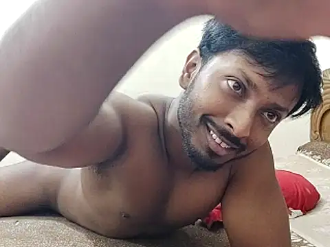 HunkyAriyan online show from February 2026 11:51:01 PM