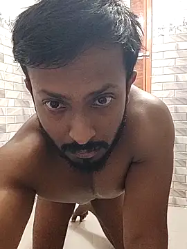 Snapshot of HunkyAriyan chatting on September 2025 06:49:01 AM HunkyAriyan online show from September 2025 06:49:01 AM