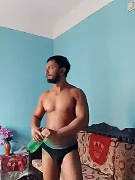 Snapshot of HunkyAriyan chatting on February 2025 07:15:02 AM HunkyAriyan online show from February 2025 07:15:02 AM