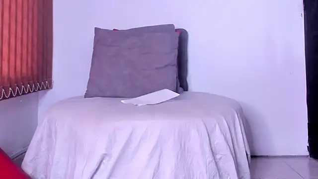 alondrabigtits online show from March 2026 12:09:02 PM