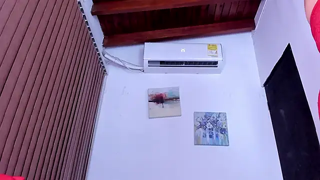 alondrabigtits online show from April 2026 11:01:01 AM