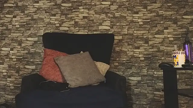 Snapshot of alondrabigtits chatting on November 2025 11:36:02 AM alondrabigtits online show from November 2025 11:36:02 AM