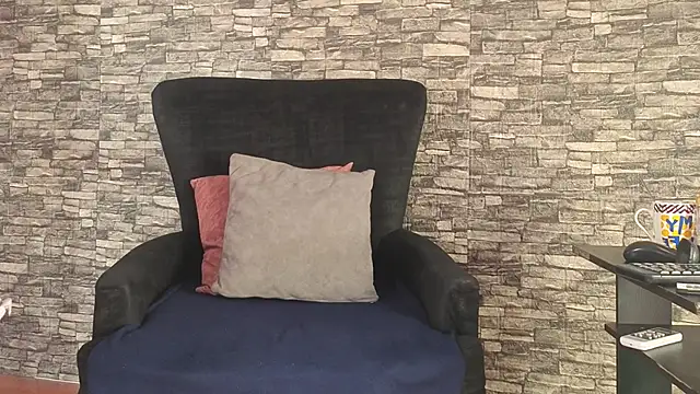 Snapshot of alondrabigtits chatting on November 2025 12:31:02 PM alondrabigtits online show from November 2025 12:31:02 PM