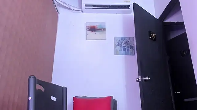 alondrabigtits online show from March 2026 08:40:01 AM