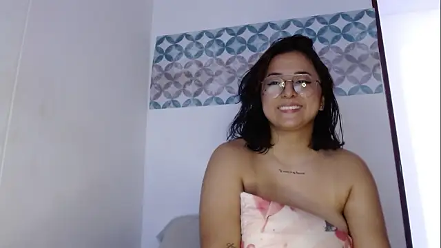 Aria smith01 online show from October 2025 02:40:01 PM