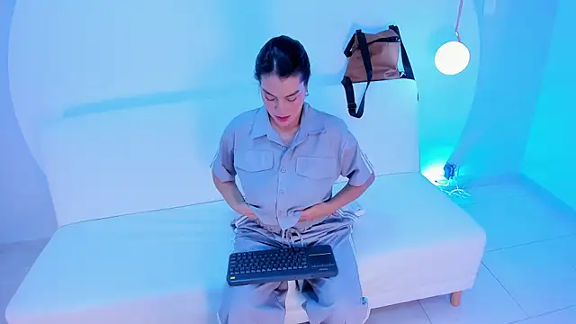 Snapshot of Ada_Monroe10 chatting on November 2025 01:28:01 PM Ada Monroe10 online show from November 2025 01:28:01 PM