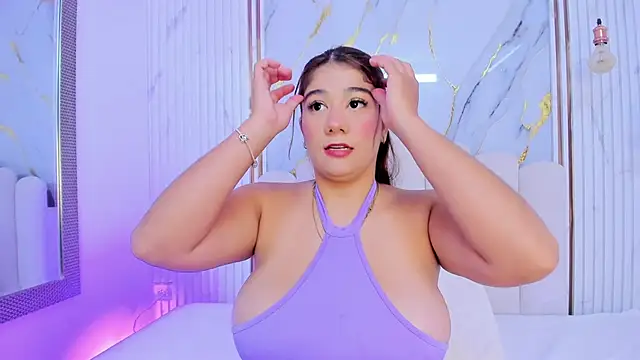 tifanyhills  online show from April 2026 08:37:02 PM