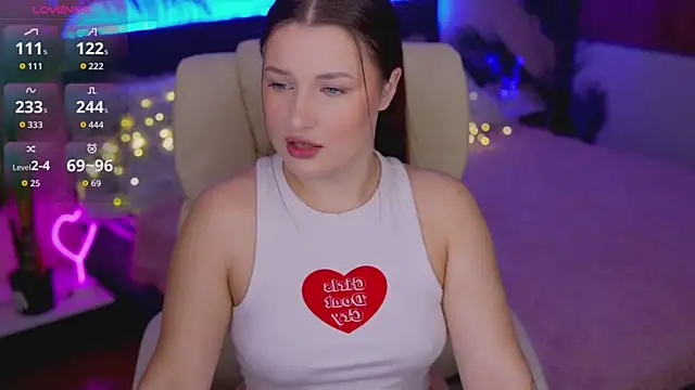 OneLaya online show from November 2025 03:12:02 PM