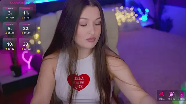 OneLaya online show from November 2025 08:20:01 PM