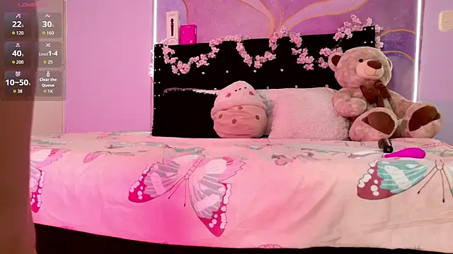 RileySkye online show from April 2026 06:50:01 PM