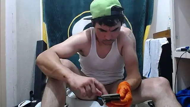 Snapshot of Apeezy14 chatting on March 2025 09:49:01 AM Apeezy14 online show from March 2025 09:49:01 AM