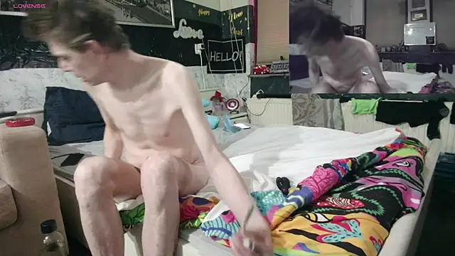 Snapshot of Doggyray44 chatting on March 2025 04:27:02 AM Doggyray44 online show from March 2025 04:27:02 AM