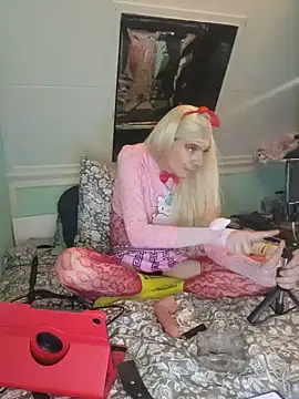 Doggyray44 online show from May 2026 08:39:01 PM