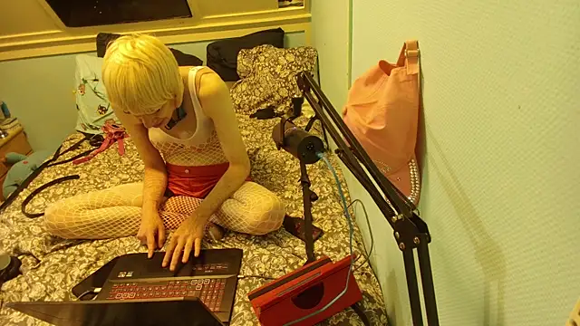 Doggyray44 online show from May 2026 11:56:02 PM