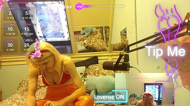 Doggyray44 online show from May 2026 05:56:01 PM