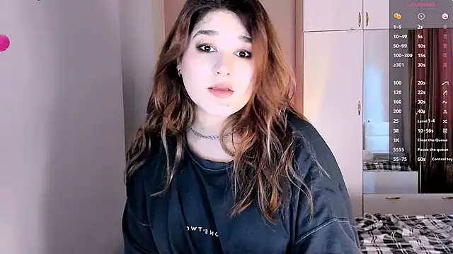 July Slowdive online show from February 2025 08:59:02 AM