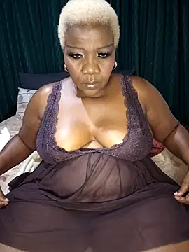 dirasweetlipsxx online show from April 2026 08:21:01 PM