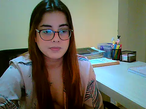 maliamiller online show from September 2025 12:33:01 AM