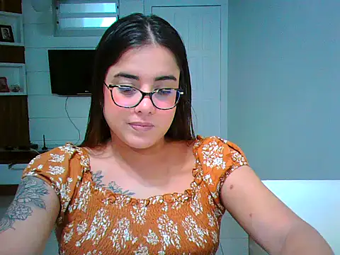 maliamiller online show from April 2026 05:41:02 PM