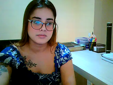 maliamiller online show from September 2025 12:30:02 PM
