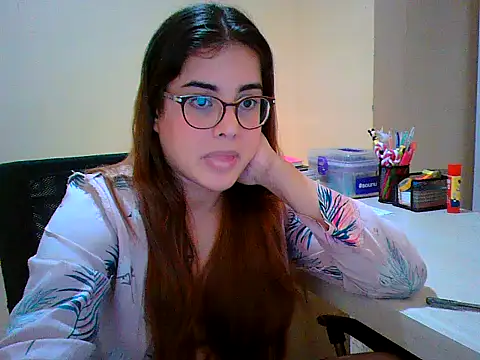 Snapshot of maliamiller chatting on October 2025 01:59:01 AM maliamiller online show from October 2025 01:59:01 AM