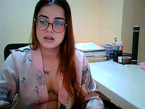 maliamiller online show from September 2025 03:28:01 PM