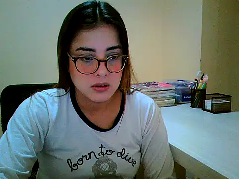 maliamiller online show from September 2025 03:07:02 PM