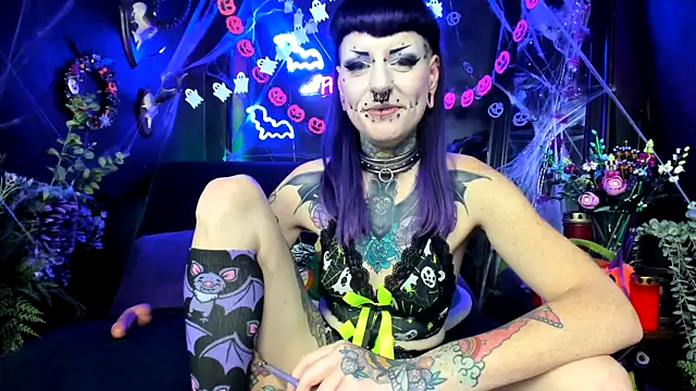 Purple Coffin666 online show from October 2025 09:04:02 PM