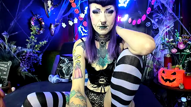 Purple Coffin666 online show from October 2025 10:58:01 AM