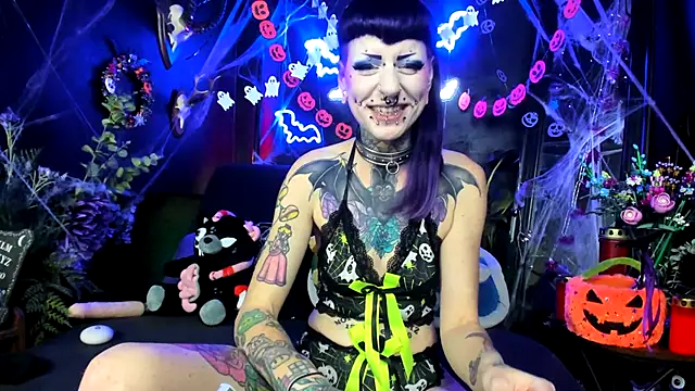 Purple Coffin666 online show from October 2025 09:01:02 PM