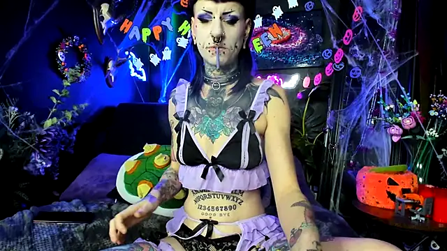 Purple Coffin666 online show from February 2026 04:58:02 PM