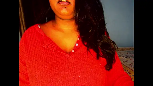 expression queen online show from December 2025 01:24:02 PM