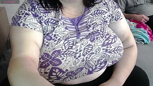 lisa Black00 online show from October 2025 08:04:02 AM