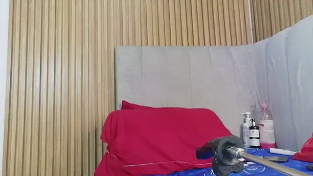 celeste jhons online show from April 2026 10:55:01 PM