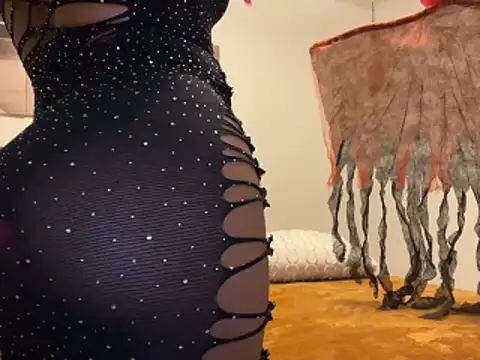 NadiaBanks online show from November 2025 03:35:02 AM