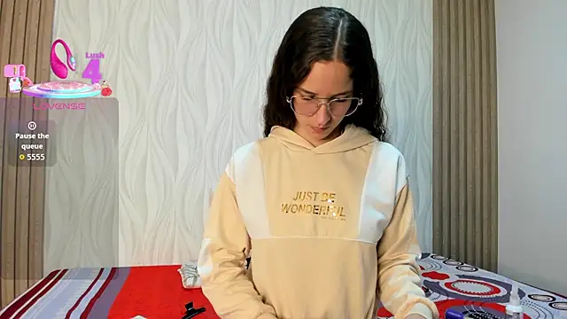  ashleymiller online show from February 2026 07:15:01 PM