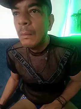 latinmartin73 online show from March 2025 01:53:02 PM