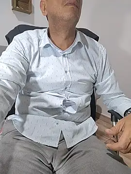 latinmartin73 online show from June 2026 12:56:01 AM