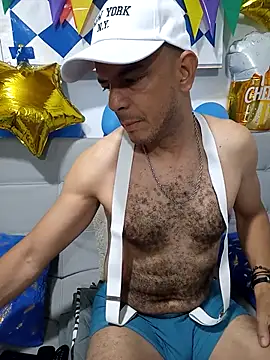 latinmartin73 online show from September 2025 12:17:01 AM