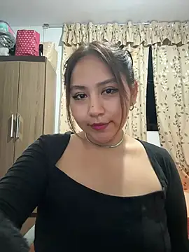 Snapshot of kittyfresita chatting on February 2025 03:57:01 AM kittyfresita online show from February 2025 03:57:01 AM